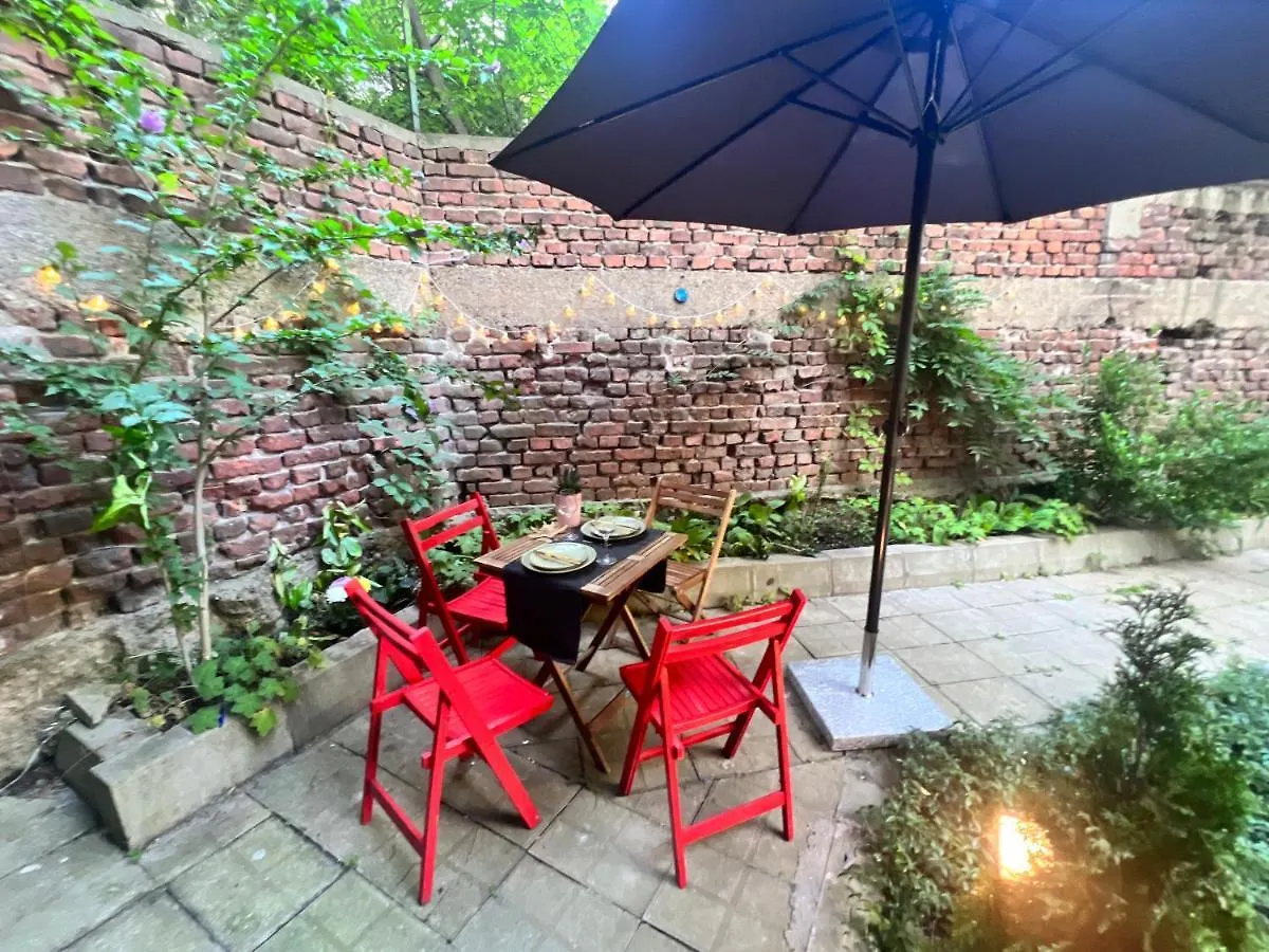 아파트 Central Cozy&Modern Studio With Garden 소피아